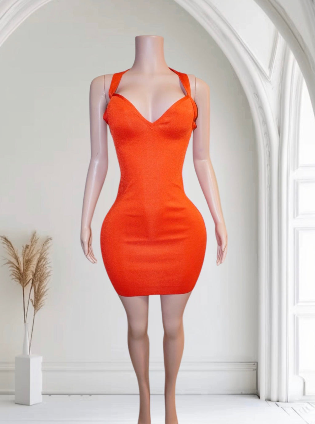 Minivestido chic de lentejuelas con escote halter alto en color naranja