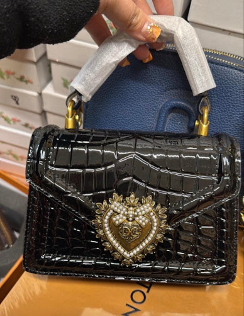 Bolso pequeño DG con corazón negro